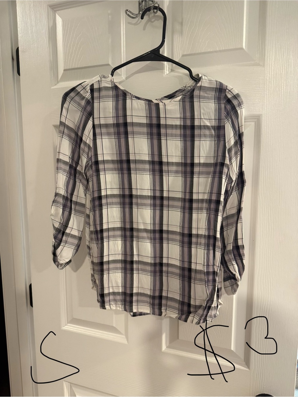 Women’s White and Black Plaid Blouse